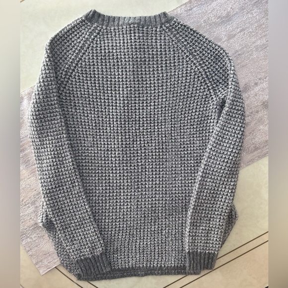 Aeropostale Women’s Sweater - Picture 15 of 16